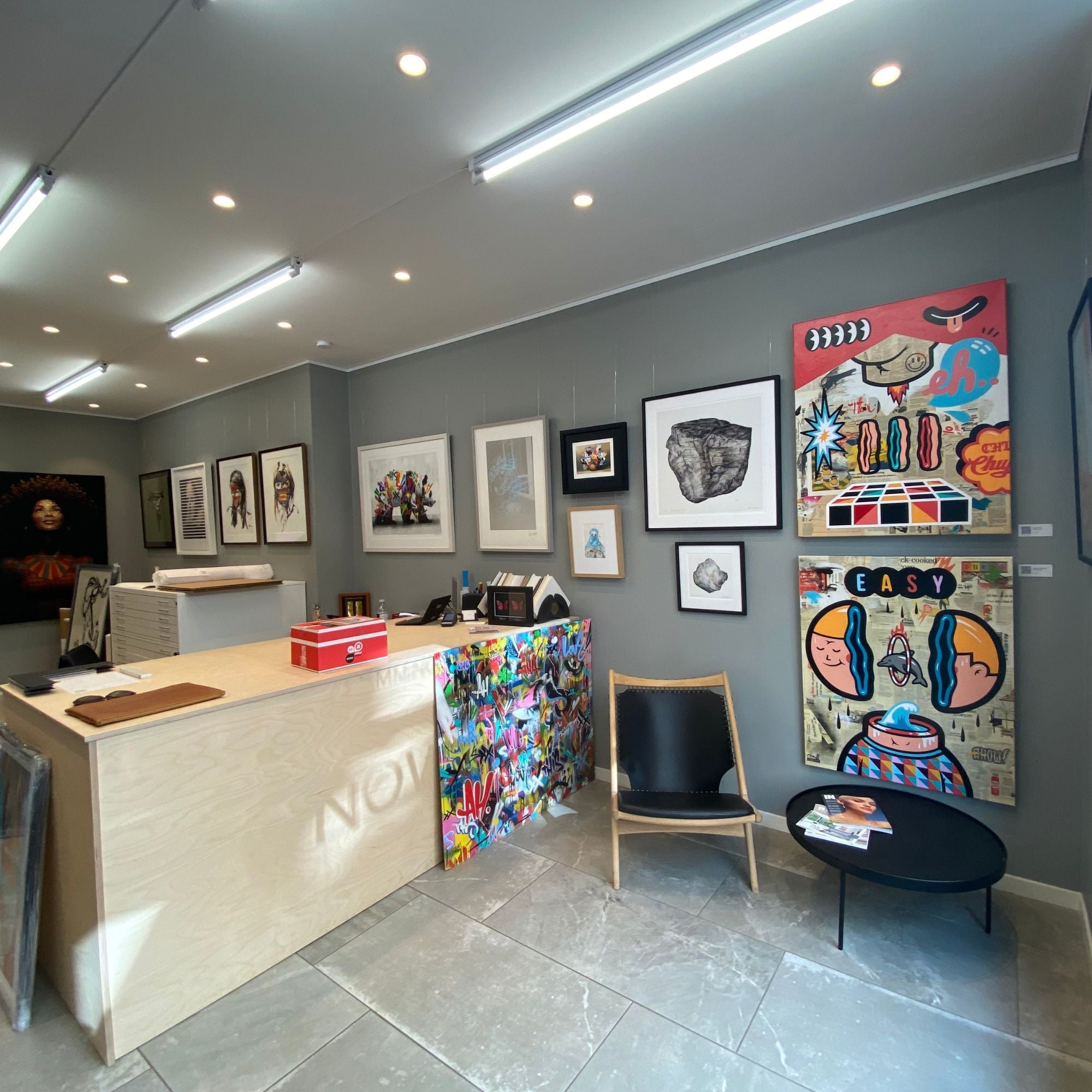 Cimaise Click Rail Pro + clips de fixation + vis & chevilles multimatériaux - Cimaise Tableau Artiteq