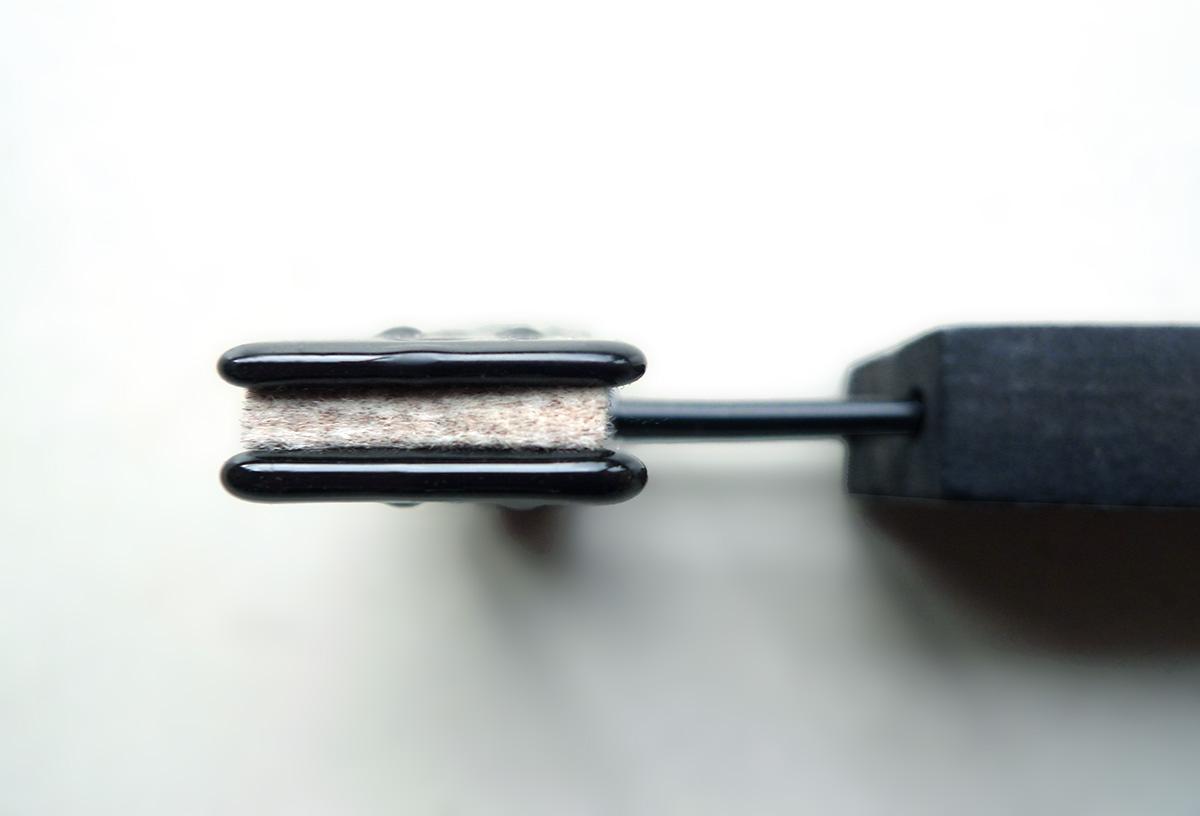 Porte Affiche Poster Pant noir - Suspension de poster en bois