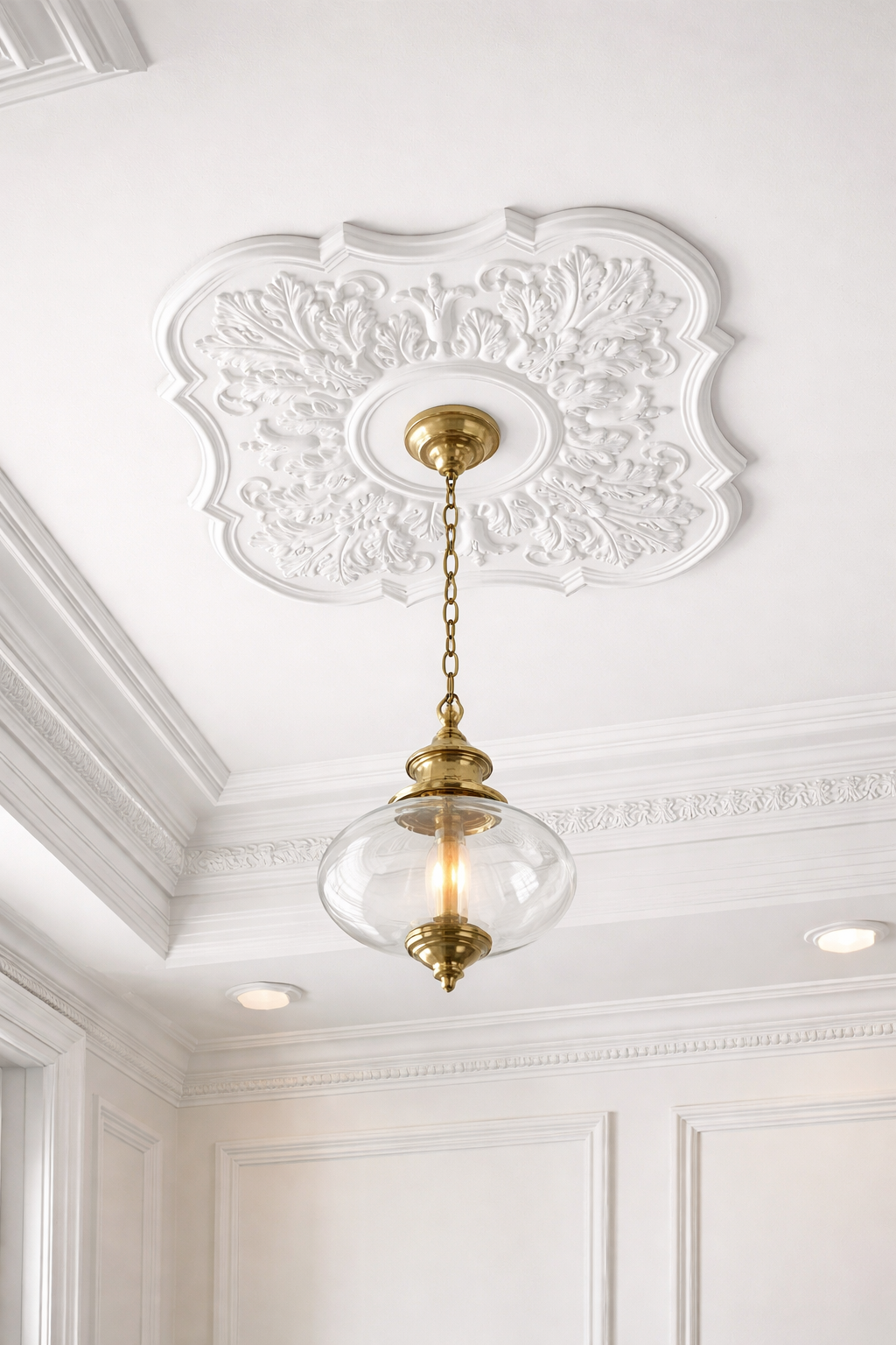 *Article discontinué* Rosace plafond 52,2 x 52,2 cm R053 - Polyuréthane