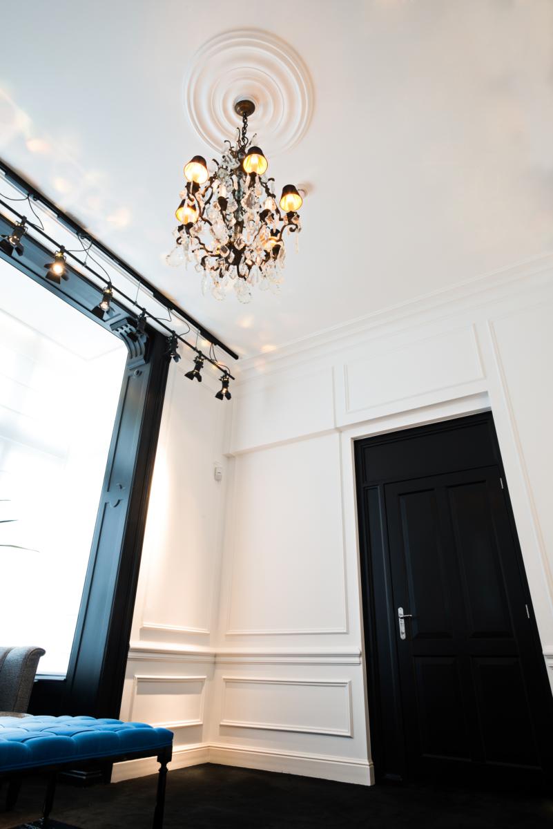R40 Rosace de plafond Orac Decor ø 74.5cm - moulure décorative polyuréthane