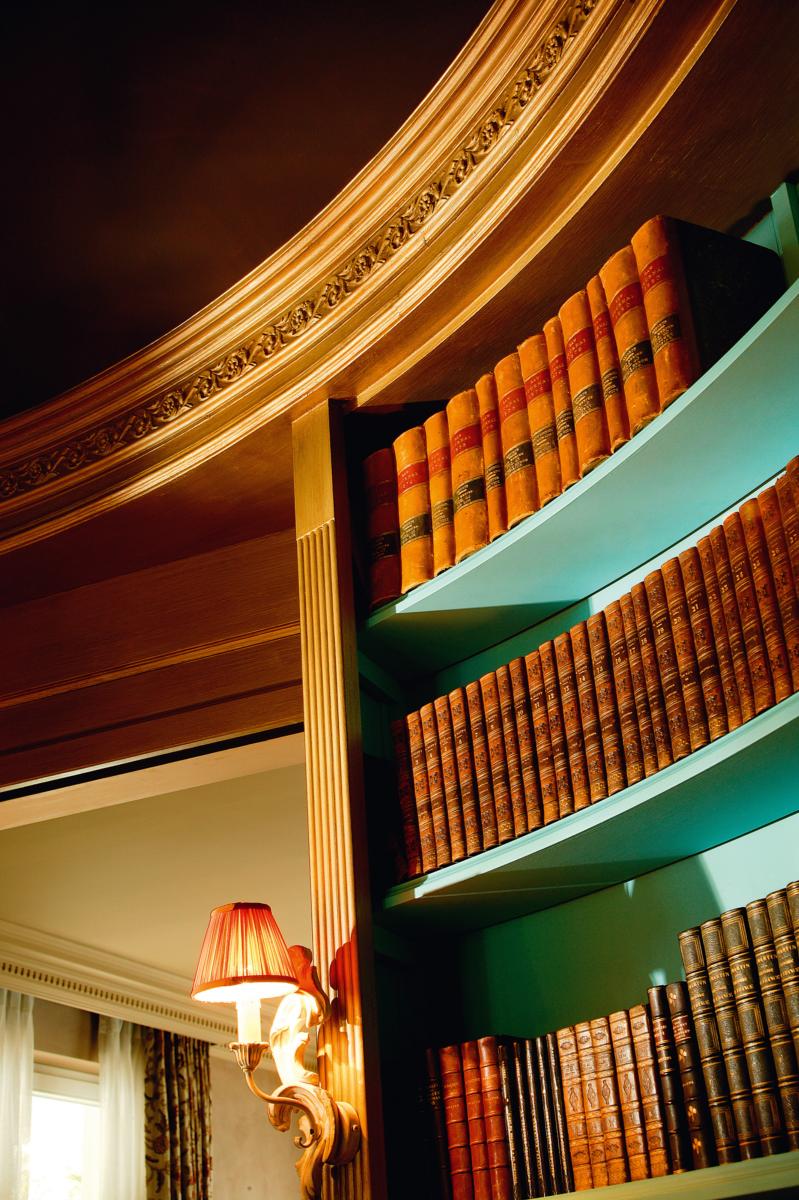 C303 Corniche plafond Orac Decor - 14x6,5x200cm (h x p x L) - moulure décorative polyuréthane