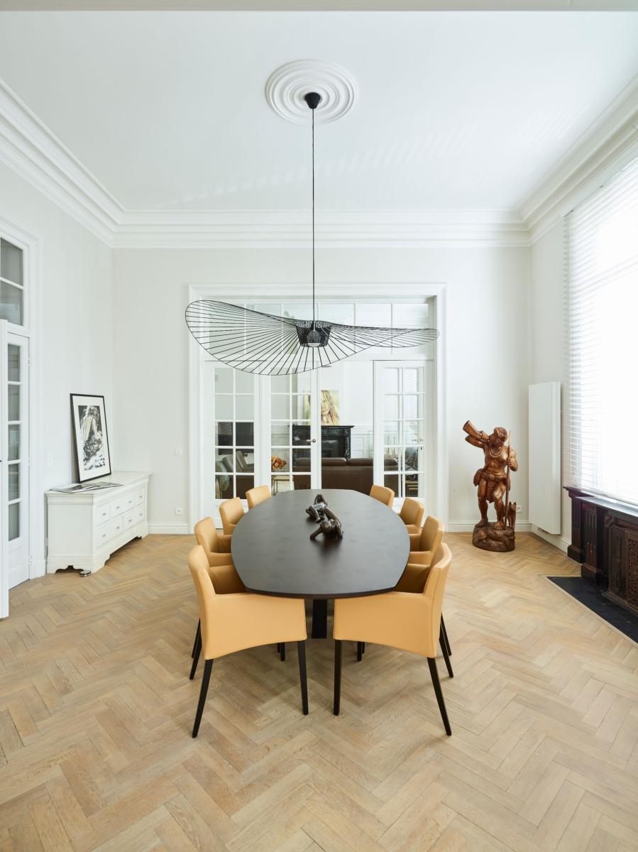 R08 Rosace de plafond Orac Decor ø 38cm - moulure décorative polyuréthane