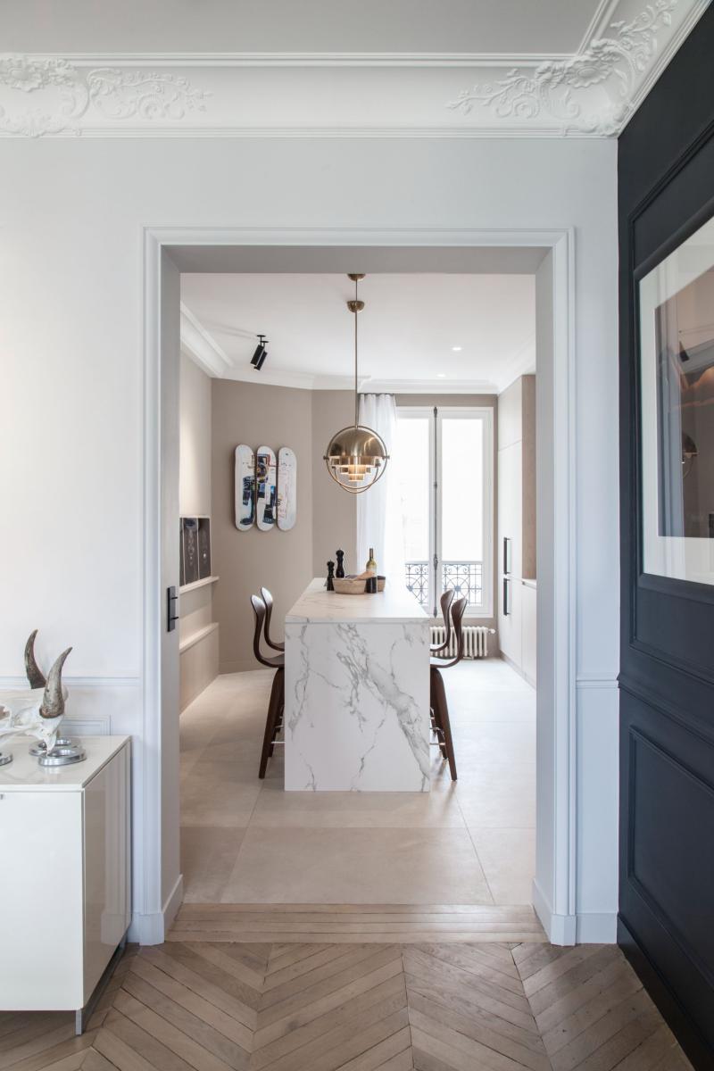 C338B Corniche plafond polyuréthane Orac Decor Luxxus - 18x18x200cm (h x p x L) - moulure décorative