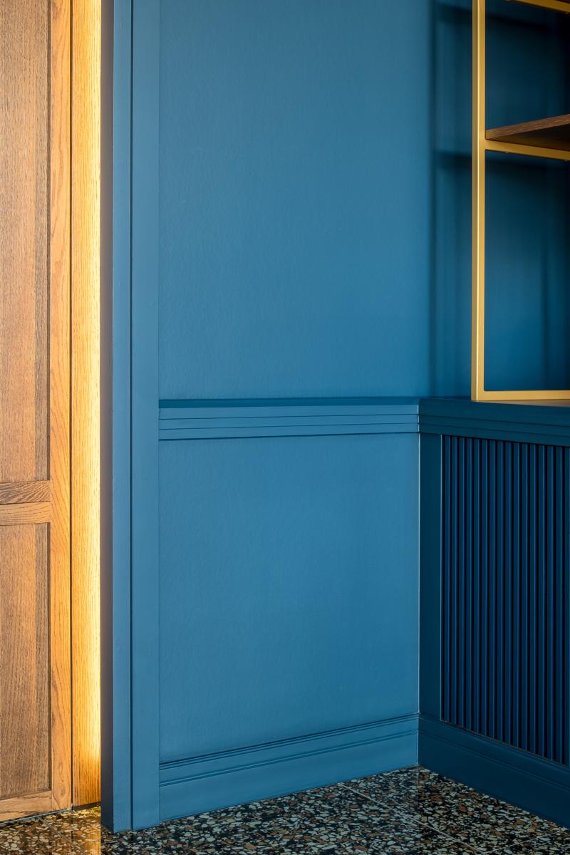 P7070 Cimaise murale Orac Decor - 7,5x2x200cm (h x p x L) - moulure décorative polyuréthane