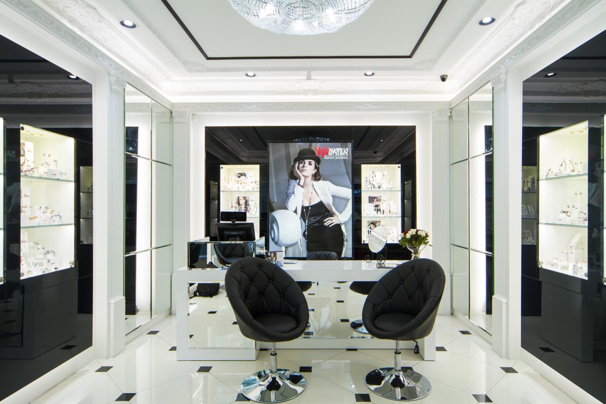 C201 Corniche plafond Orac Decor - 11,5x5x200cm (h x p x L) - moulure décorative polyuréthane