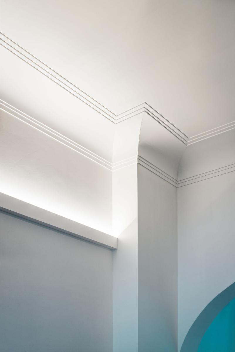 C381 Corniche Plafond Orac Decor -Luxxus - 9,5x5cm (h x p)