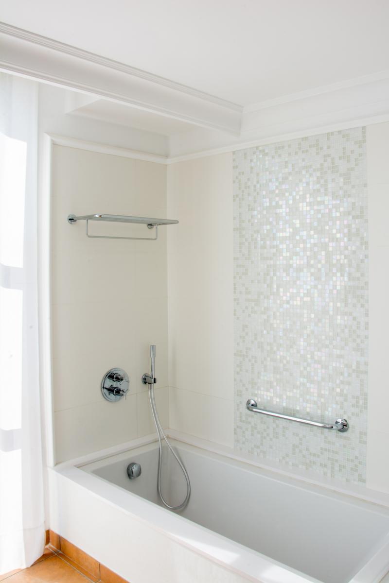 CX106 Corniche plafond Orac Decor - 12x12x200cm (h x p x L) - moulure décorative polymère